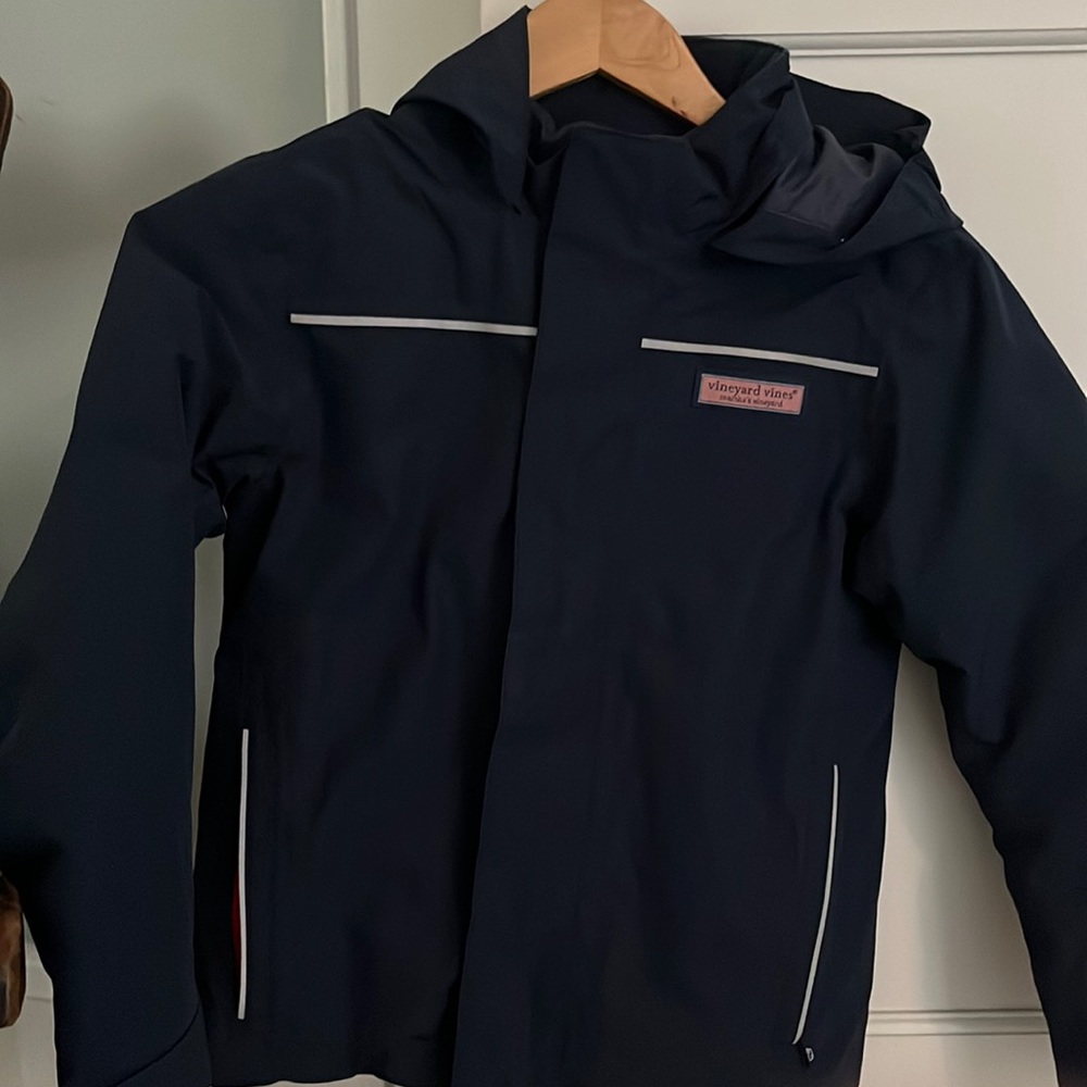 Like new boys vineyard vine down jacket.